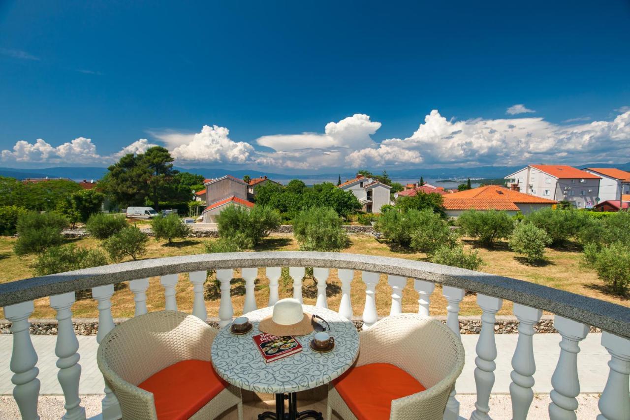 Vila Panorama By El-Pi Tours Malinska Extérieur photo